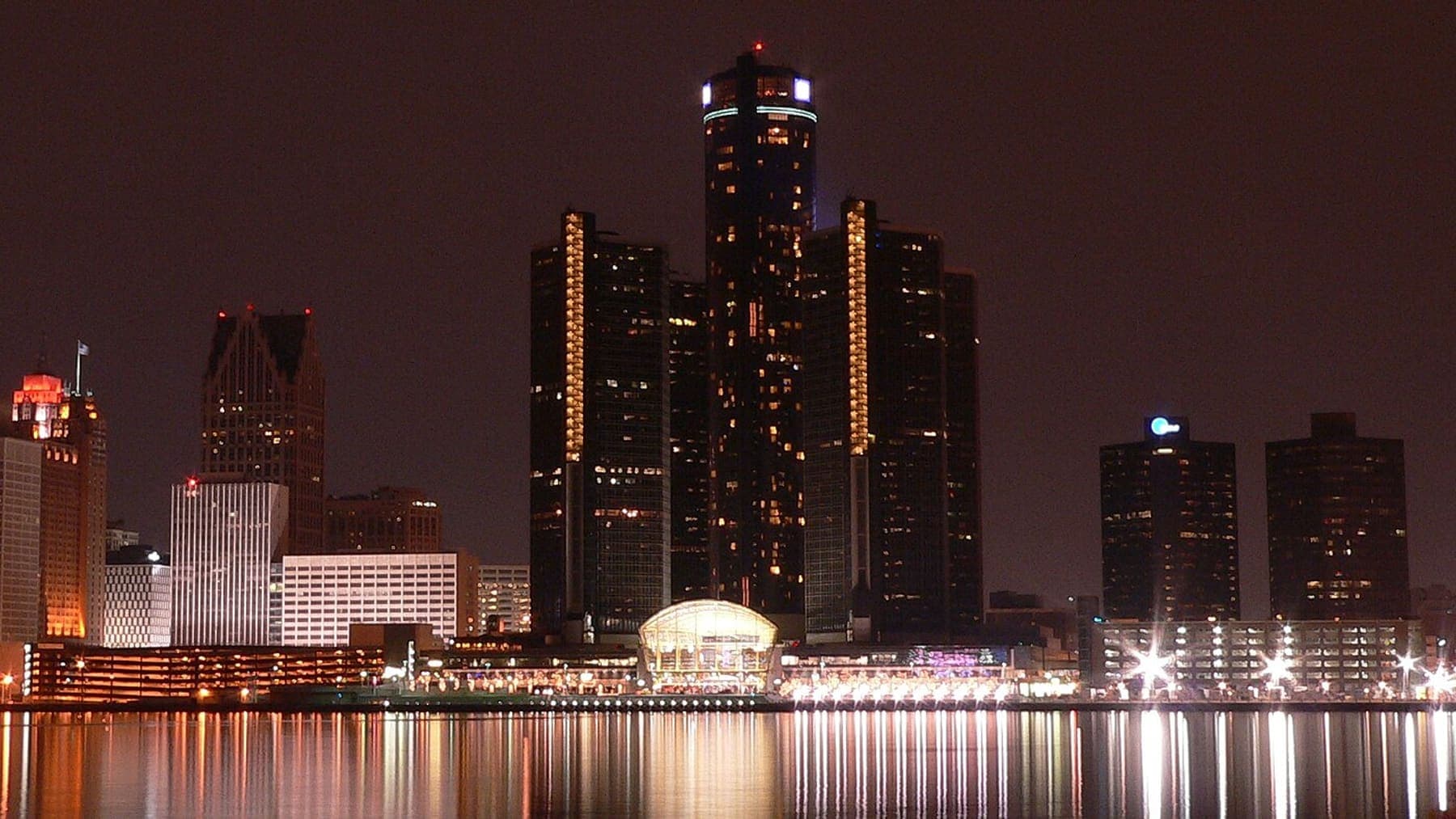 Michigan: Detroit Night Skyline